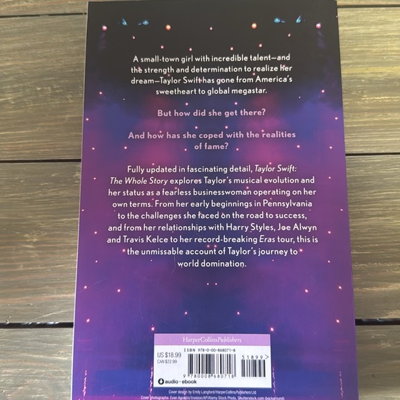 Book: Taylor Swift The Whole Story paperback - Picture 2 of 3